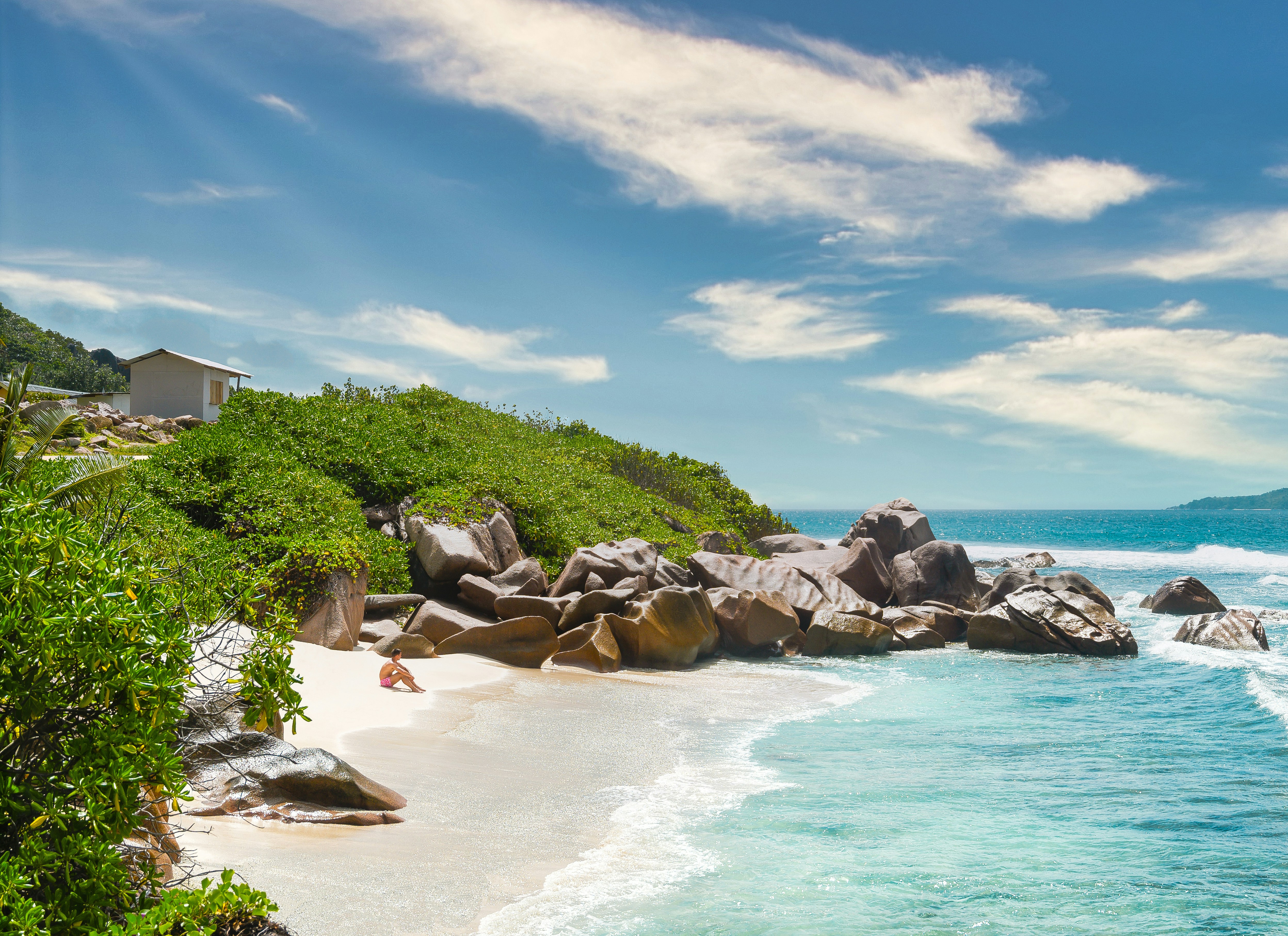 SEYCHELLES SHORELINE CHARM